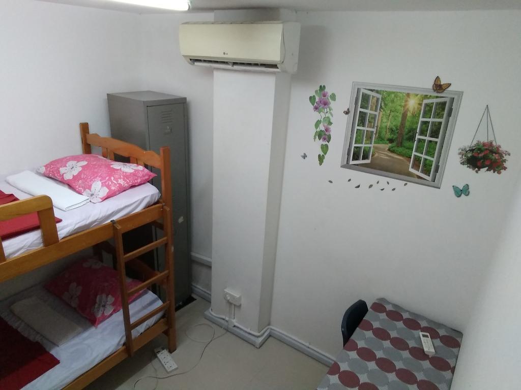 May & May Student Hostel Singapore Eksteriør billede