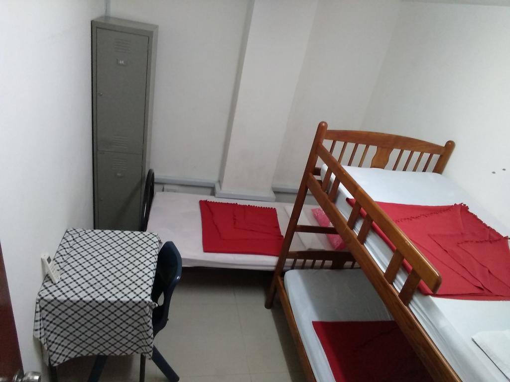 May & May Student Hostel Singapore Eksteriør billede